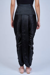 Yamima Pants in Black